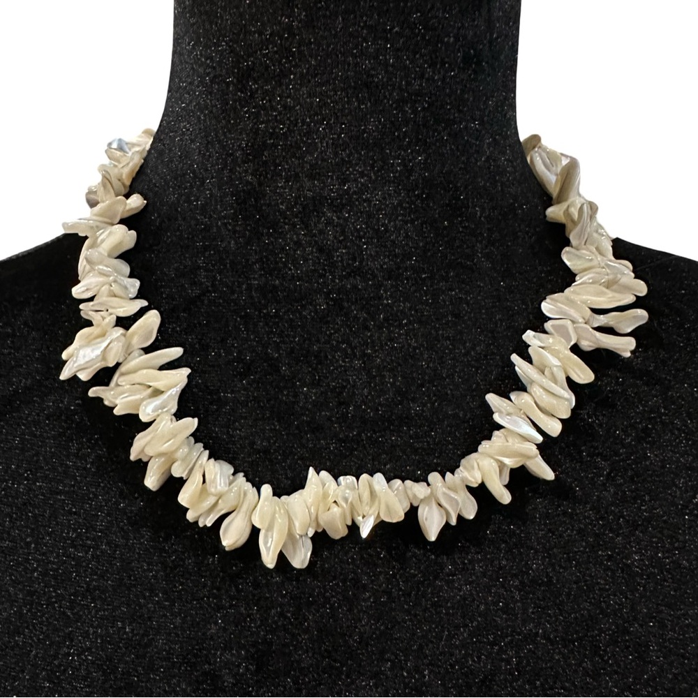 Natural Seashell Necklace Spike Shaped 19 Inch Length